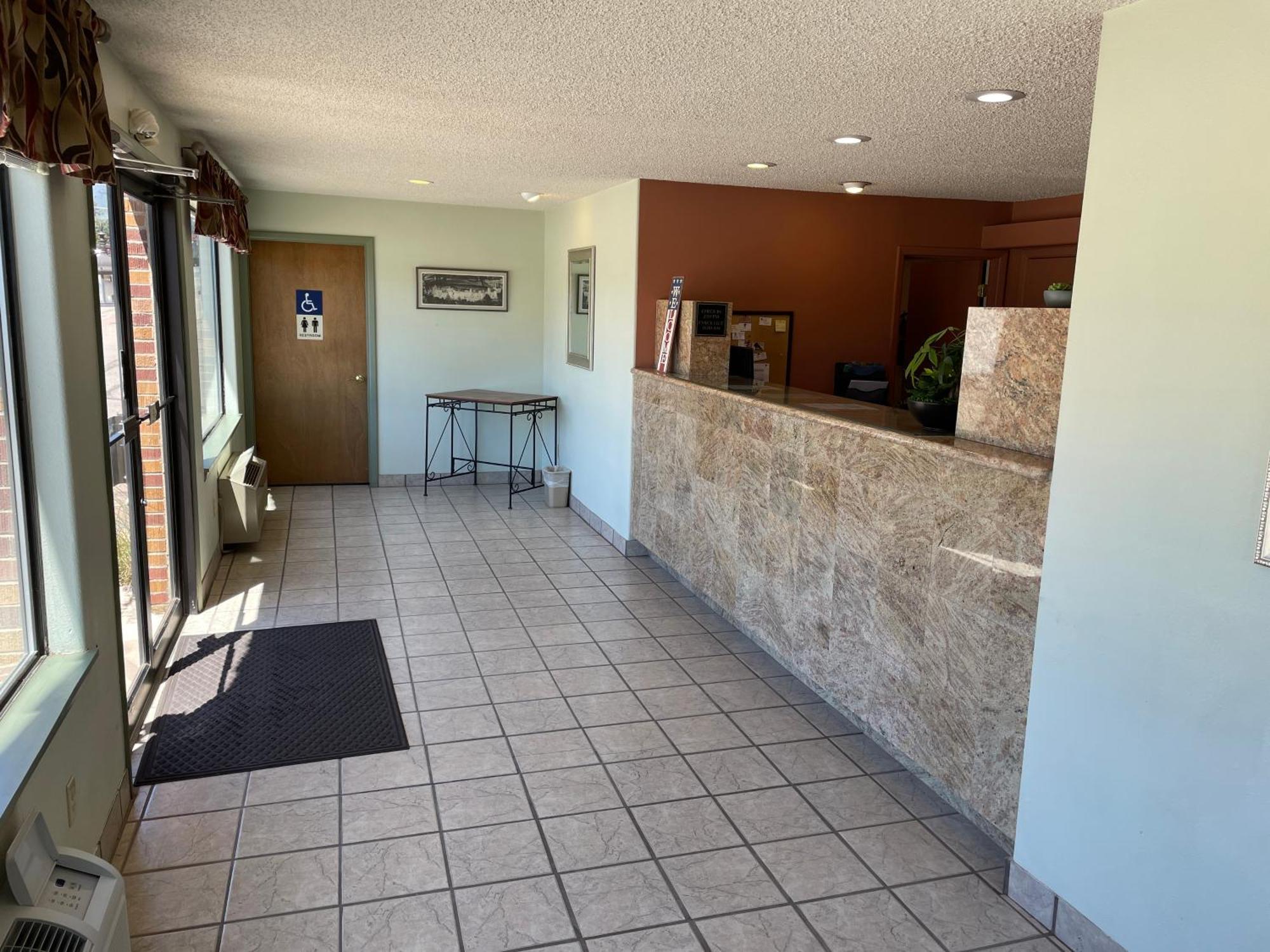 Abajo Lodge モンティセロ エクステリア 写真